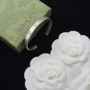 Alternative view of 18k White gold plated GG slip on bangle with gg logos