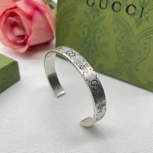 Alternative view of 18k White gold plated GG bangle with engraving