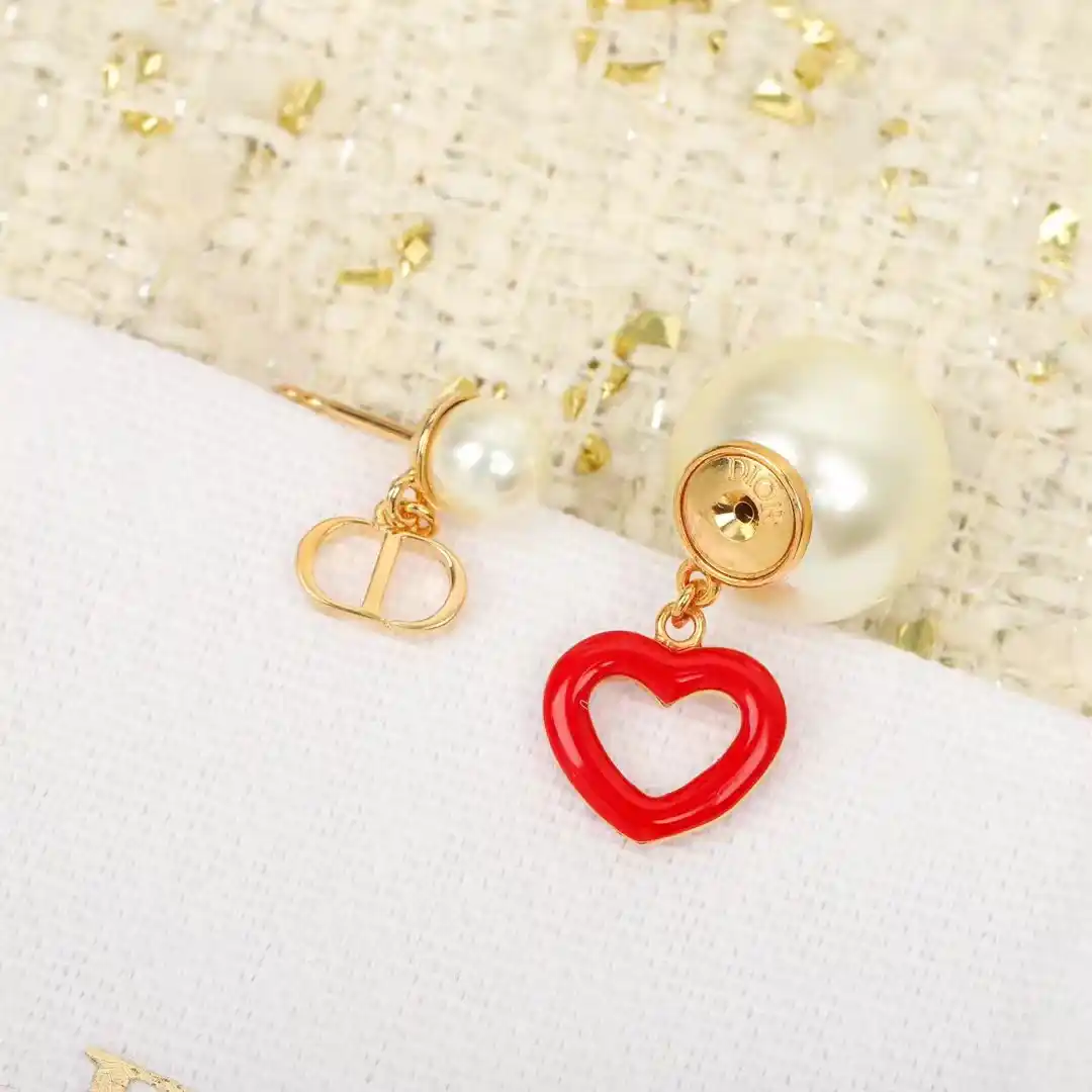 18k Yellow gold plated CD drop earrings with read heart and pearls - Image 2