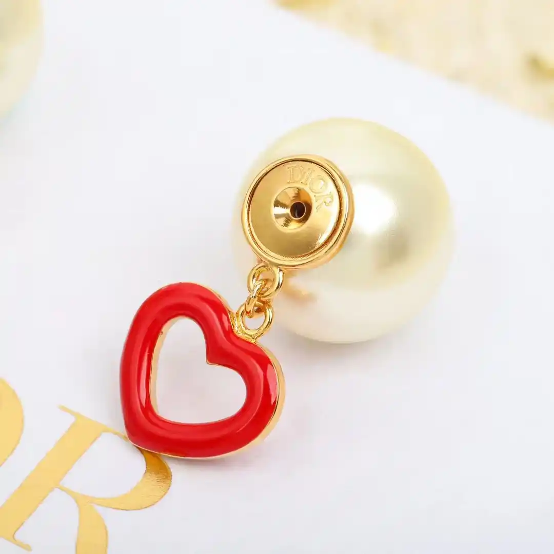 18k Yellow gold plated CD drop earrings with read heart and pearls - Image 3