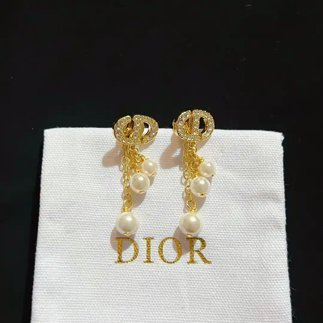 18k Yellow gold plated CD pearl drop earring with stones