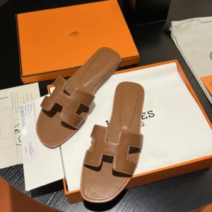 HM Brown plain sandals