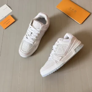 Alternative view of LV White high quality sneakers