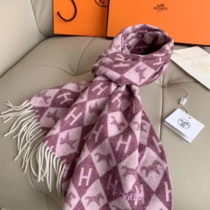 Alternative view of HS Brown Winter Scarf Very High Quality