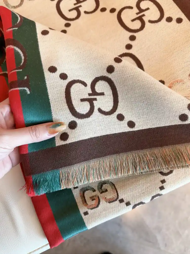 GG Cream Winter Scarf with Blue and Red Lines - Image 2